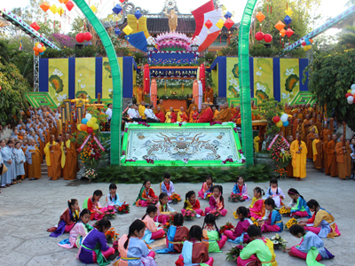 Cử hành đại lễ Phật đản Liên hợp quốc Vesak 2014