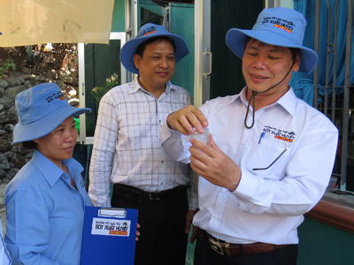 Thả bổ sung muỗi Aedes aegypti ở đảo Vĩnh Nguyên