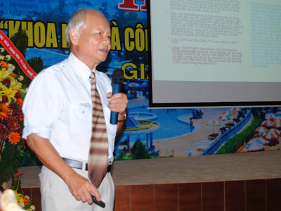 Hội thảo "Chương trình khoa học và công nghệ phát triển kinh tế biển Khánh Hòa giai đoạn 2014 - 2020"