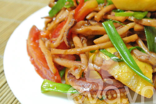 Mực khô xào dứa