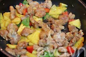 Thịt gà chiên giòn xốt dứa