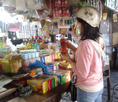 Cẩn thận khi mua nước mắm giá rẻ