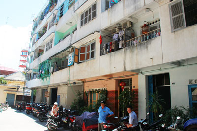 Người dân ở Chung cư Ngô Gia Tự muốn ký hợp đồng mua bán nước trực tiếp với Công ty Cổ phần Cấp thoát nước Khánh Hòa.