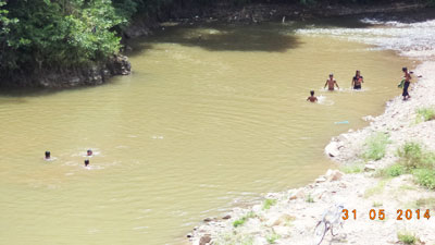 Thiếu sân chơi cho trẻ