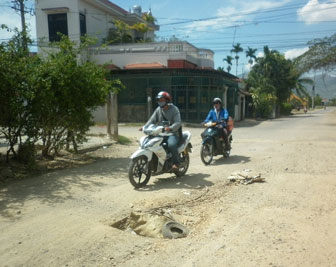 Bẫy giữa đường