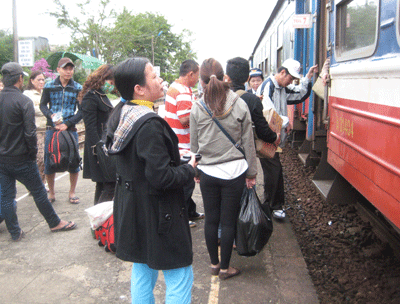 Ga Nha Trang miễn phí vào ga đón tiễn hành khách