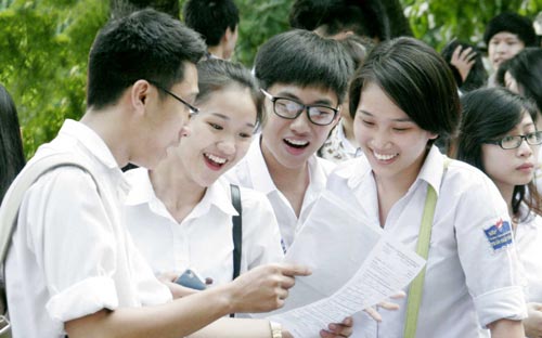 Bộ trưởng Phạm Vũ Luận thừa nhận bệnh thành tích của ngành Giáo dục