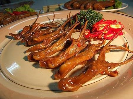 Lưỡi vịt rang muối