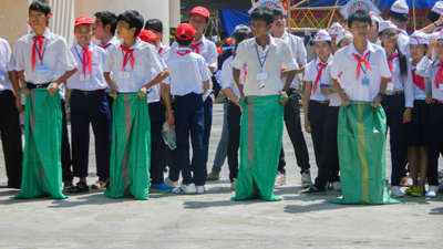 Nhảy bao bố