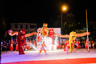 Long lân quy phụng