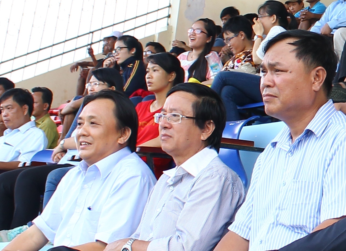 Sanna Khánh Hòa - Biển Việt Nam rộng đường thăng hạng