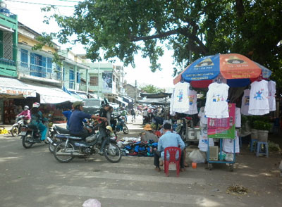 Ngã ba bị lấn chiếm