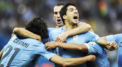 Italia - Uruguay: Thế đường cùng