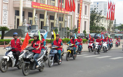 Mít tinh truyền thông ngày Bảo hiểm y tế Việt Nam