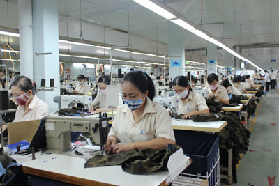 *Ban nữ công các cấp công đoàn đã góp phần chăm lo tốt đời sống cho lao động nữ.