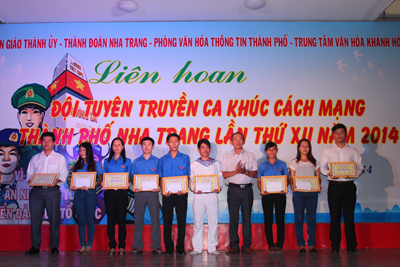 Bế mạc Liên hoan Đội tuyên truyền ca khúc cách mạng TP. Nha Trang lần thứ 12