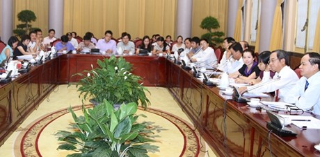 Văn phòng Chủ tịch nước công bố Lệnh của Chủ tịch nước về 5 Luật và 1 Nghị quyết vừa được Quốc hội thông qua. Ảnh: VGP/Lê Sơn