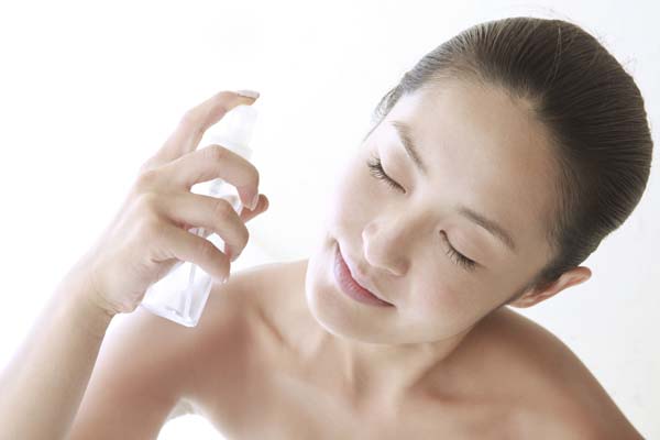 Xịt khoáng - bước dưỡng da mới