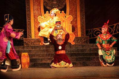 Để yên tâm cống hiến cho nghệ thuật truyền thống