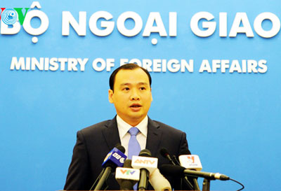 "Việt Nam yêu cầu Trung Quốc không đưa giàn khoan trở lại"