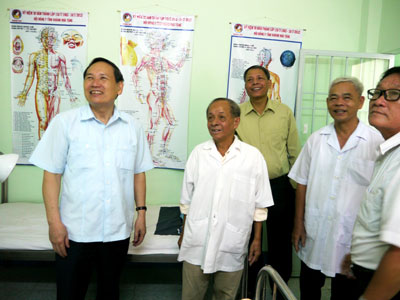 Sáng một chữ tâm