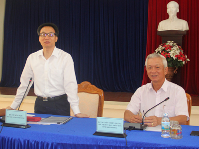 Phó Thủ tướng Vũ Đức Đam làm việc với lãnh đạo tỉnh Khánh Hòa