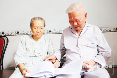 Dấu xưa lần giở