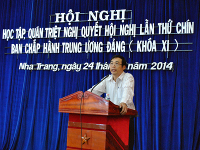 Cán bộ chủ chốt học tập, quán triệt Nghị quyết Trung ương 9