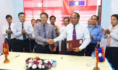  Lãnh đạo Sở Tư pháp tỉnh Khánh Hòa và lãnh đạo Sở Tư pháp tỉnh Champasack ký kết thỏa thuận hợp tác.