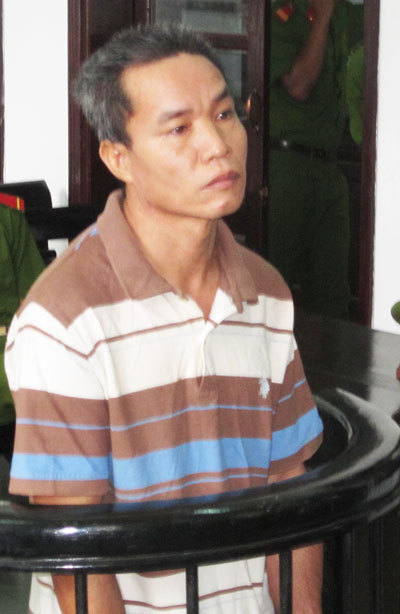 Trộm điện thoại của người nước ngoài