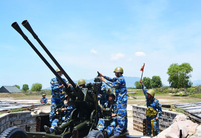 Chiến sĩ Tiểu đoàn 863  huấn luyện nâng cao trình độ.