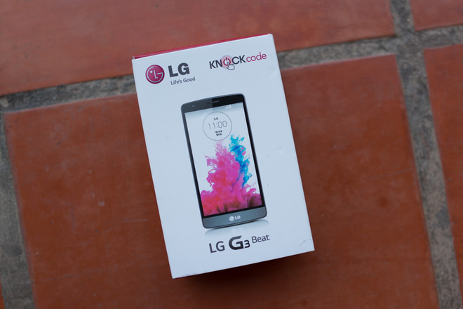 Mở hộp LG G3 Beat tại Việt Nam