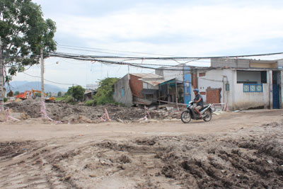 Vụ thi công công trình làm hư hại nhà dân (Phước Long, Nha Trang): Đoạn kết có hậu
