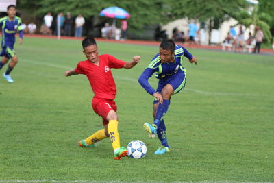 Hào hứng Giải bóng đá U15 quốc gia