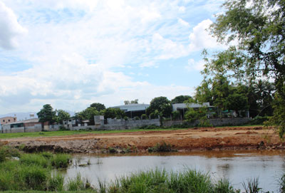 Cho phép khôi phục bờ sông xói lở?