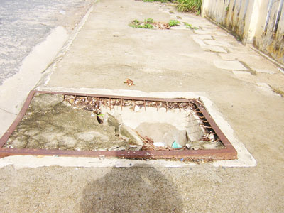 Hố ga bể nắp nguy hiểm