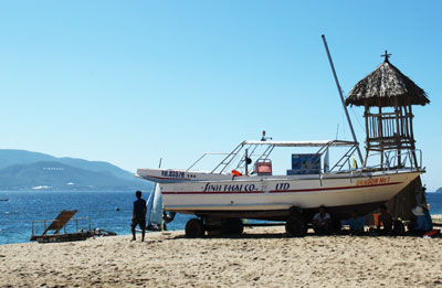 Di dời phương tiện thể thao có động cơ ra khỏi công viên biển