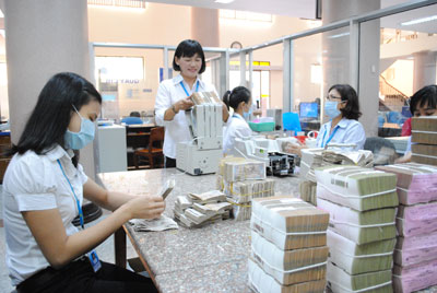 Năm 2015, thu ngân sách đạt 13.455 tỷ đồng