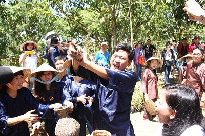 Niềm vui với thành quả của mình.