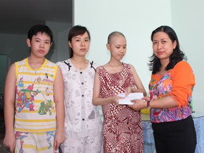 Hơn 60 triệu đồng giúp 3 chị em mồ côi