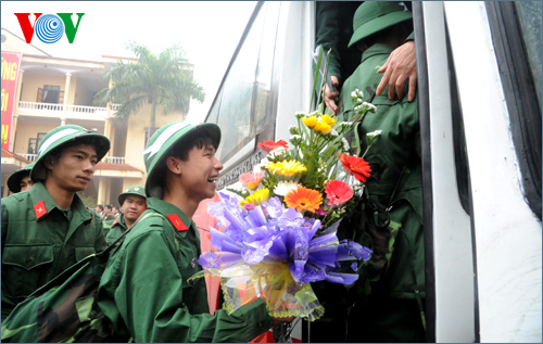 "Đi du học để không nhập ngũ là điều bất công"