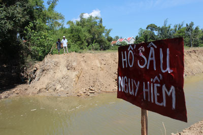 Vụ 2 trẻ chết dưới mương đang thi công ở xã Ninh Thân: Trách nhiệm thuộc về ai?