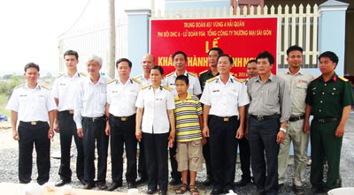 Tặng nhà tình nghĩa cho vợ liệt sĩ ở Trường Sa