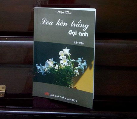 Tản văn "Loa kèn trắng đợi anh": Vẻ đẹp từ sự giản dị