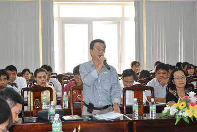 Đại diện doanh nghiệp nêu vướng mắc về thế chấp tài sản để vay vốn ngân hàng.