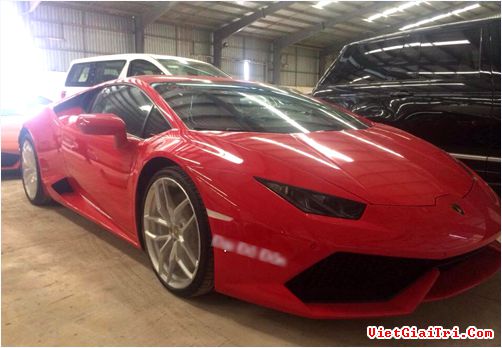 Lamborghini Huracan đầu tiên đặt chân tới Việt Nam