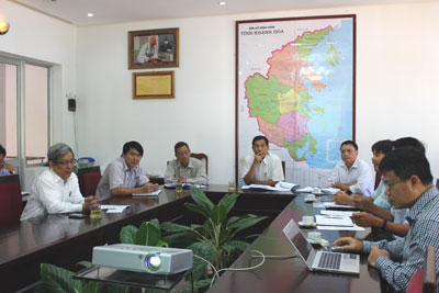 Quang cảnh buổi làm việc