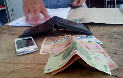 "Ngựa quen đường cũ"