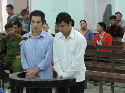 Đánh hàng xóm dẫn tới tử vong, hai cha con cùng hầu tòa