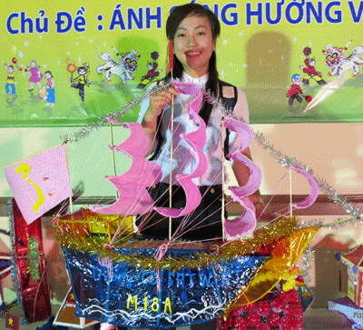 Hội thi đèn lồng đón tết Trung thu